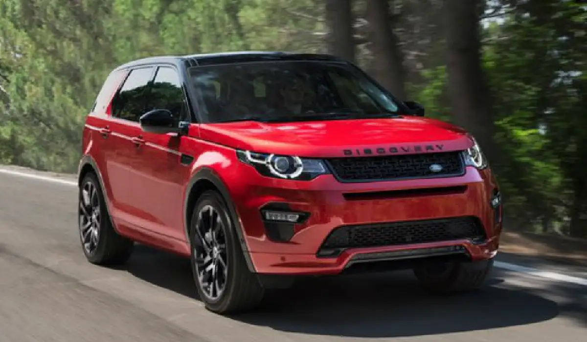 Land Rover - Discovery Sport R-Dynamic SE D200 - Luxury Car Rentals - Preowned Luxury Car - Exclusive Concierge Club.webp